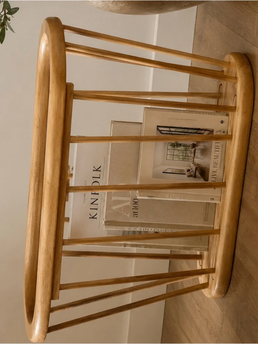 Mid-Century Modern Spindle Wood Magazine Rack Light Wood Tapered Oval Blonde